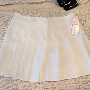 NWT White Pleated Tennis Skirt